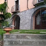 Spineto House Pensión