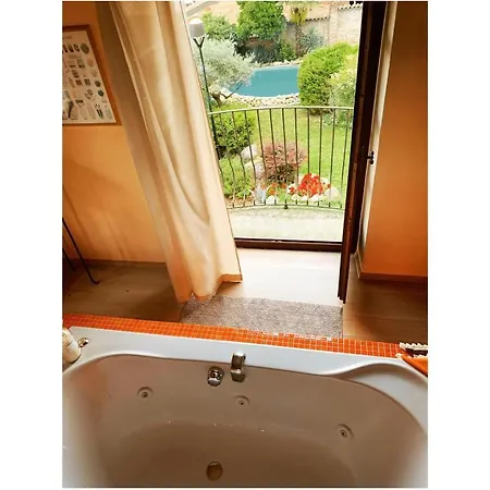 Spineto House Guest house *
