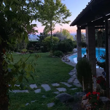 Pensionat Spineto House 4*