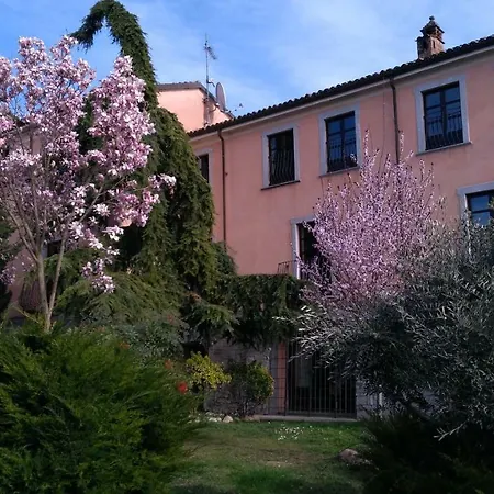 Spineto House