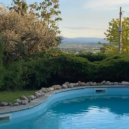 Pensionat Spineto House 4*